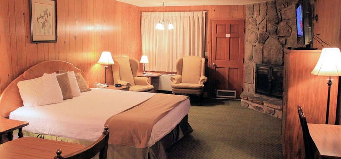 Brookside Lodge (Brookside Motel and Ranch House) - Web Listing